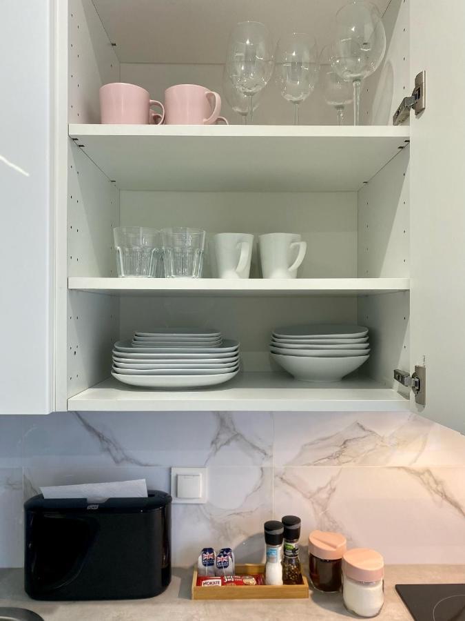 Enes Apartments Legnicka Street A Вроцлав Екстериор снимка