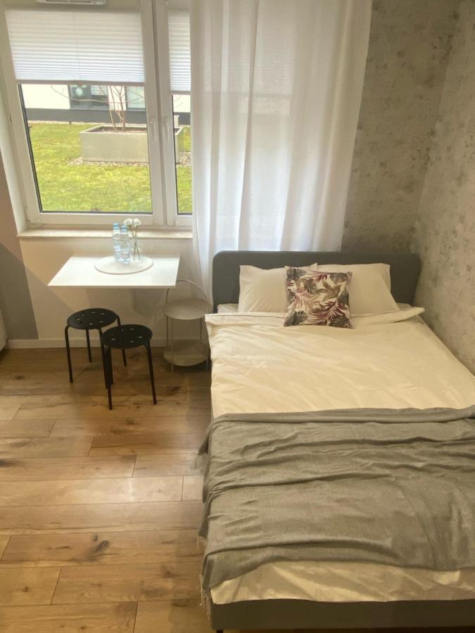 Enes Apartments Legnicka Street A Вроцлав Екстериор снимка