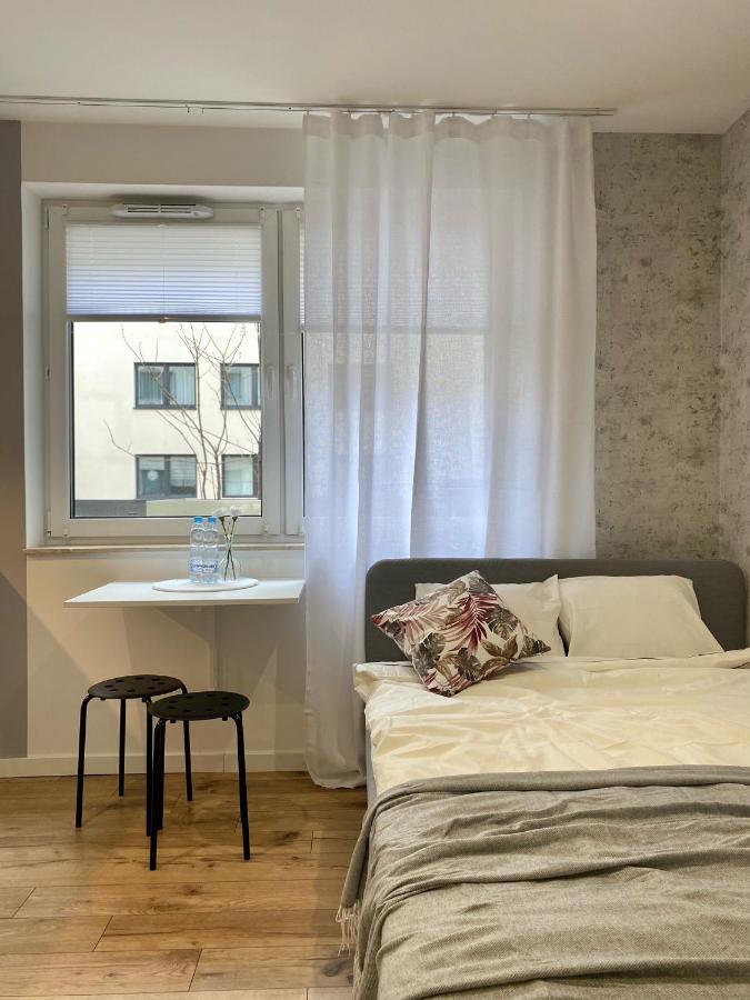 Enes Apartments Legnicka Street A Вроцлав Екстериор снимка